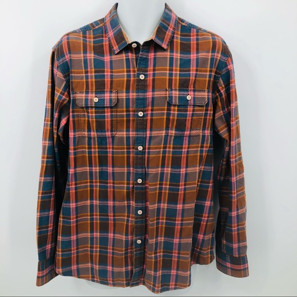 Tommy Bahama men’s button down flannel size large